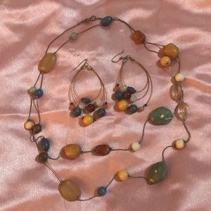 NECKLACE AND EARRINGS SET